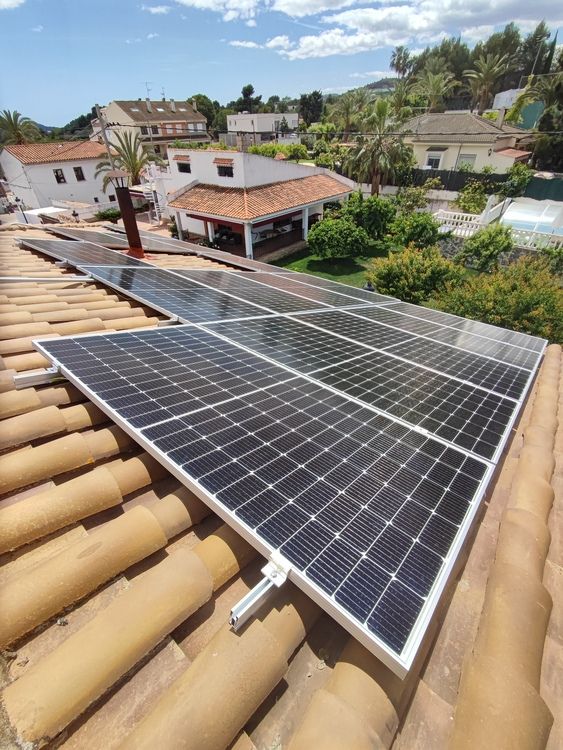 paneles solares en algar de palancia